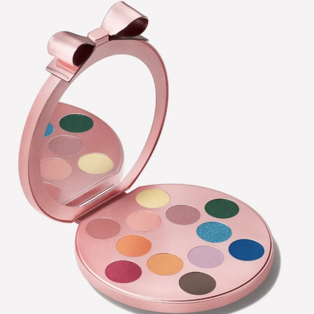 MAC Palette Pleaser Eye Shadow x12 shades